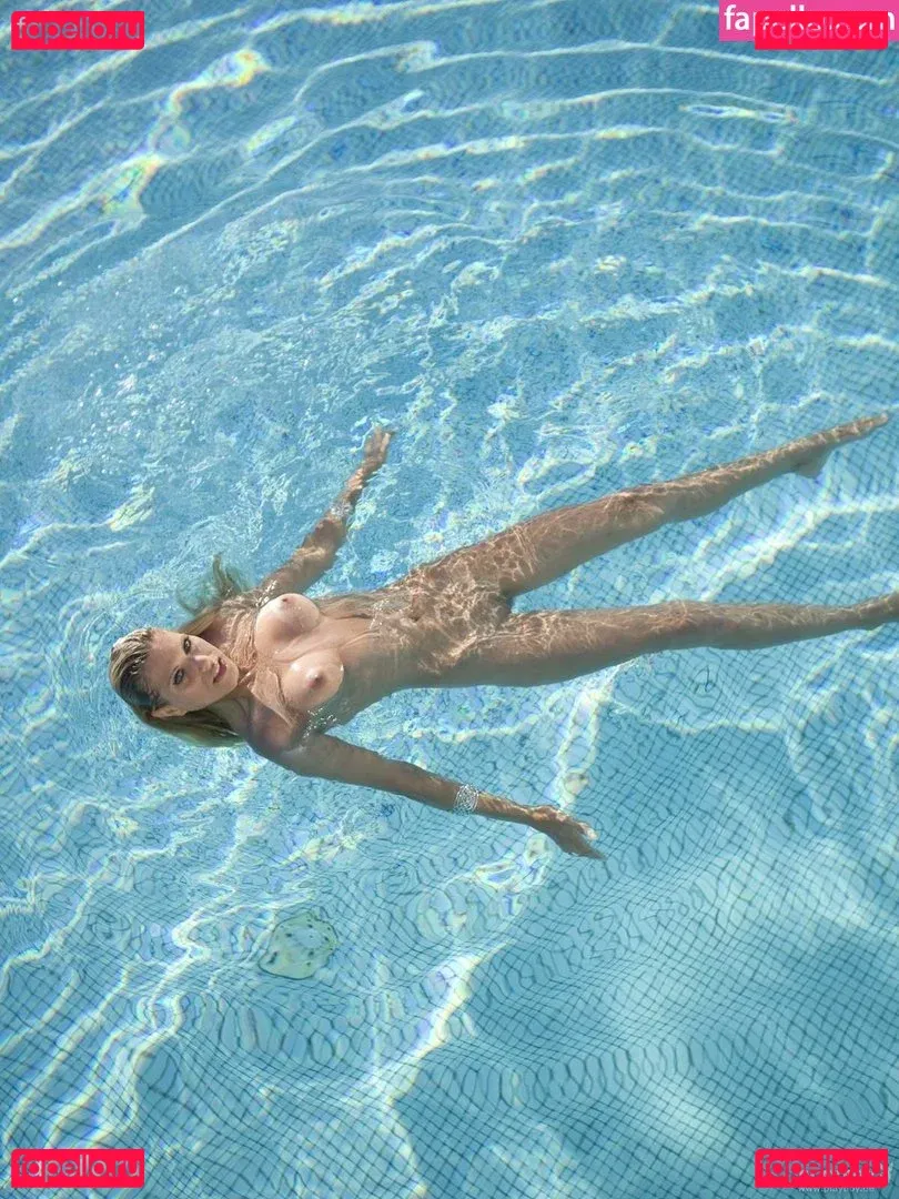 Daria Eppert Onlyfans Photo Gallery 