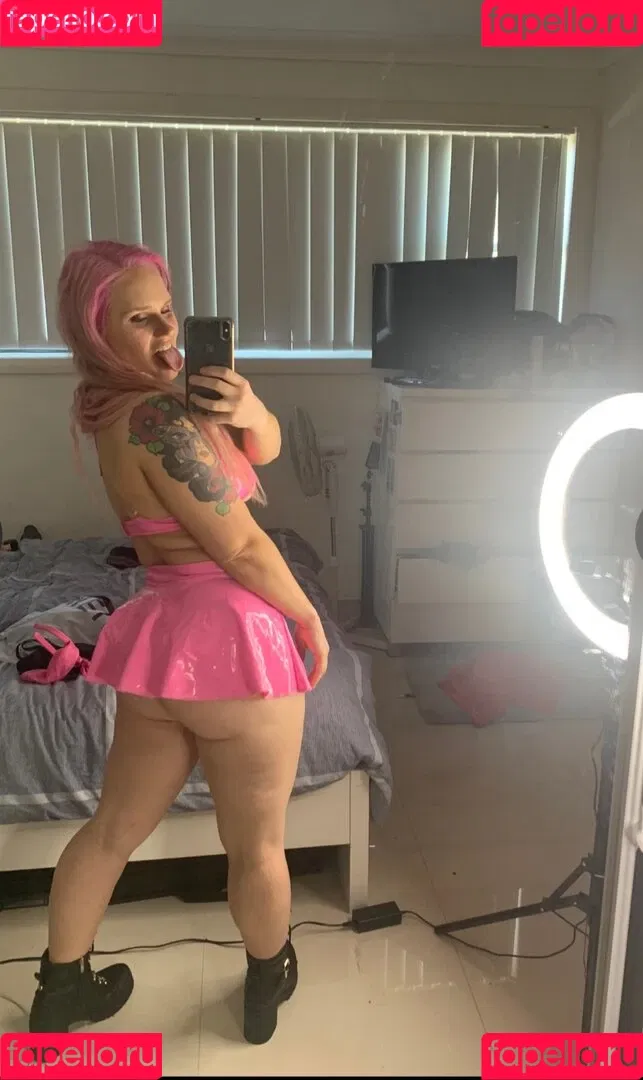Shazza McKenzie Onlyfans Photo Gallery 
