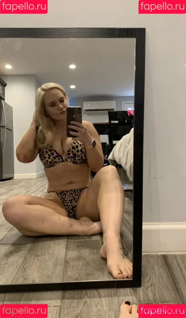 Shazza McKenzie Onlyfans Photo Gallery 