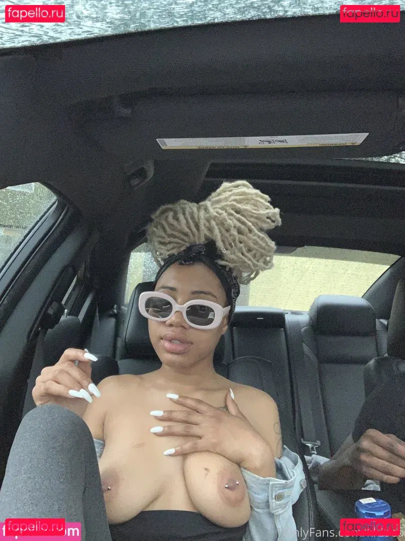 Khloea Marie Onlyfans Photo Gallery 