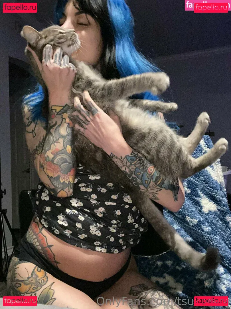 tsukivans Onlyfans Photo Gallery 