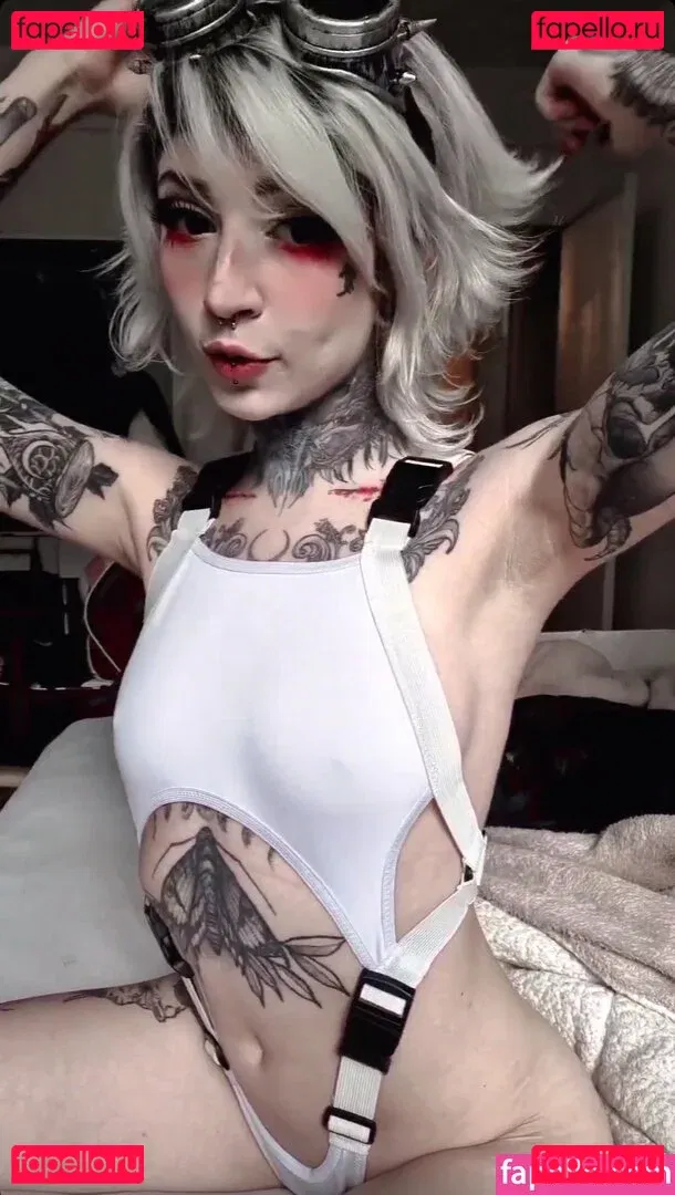 Aline Fox Onlyfans Photo Gallery 