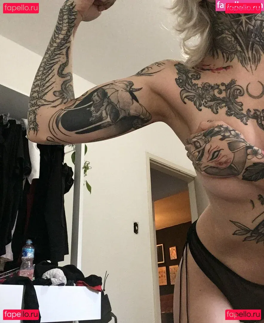 Aline Fox Onlyfans Photo Gallery 