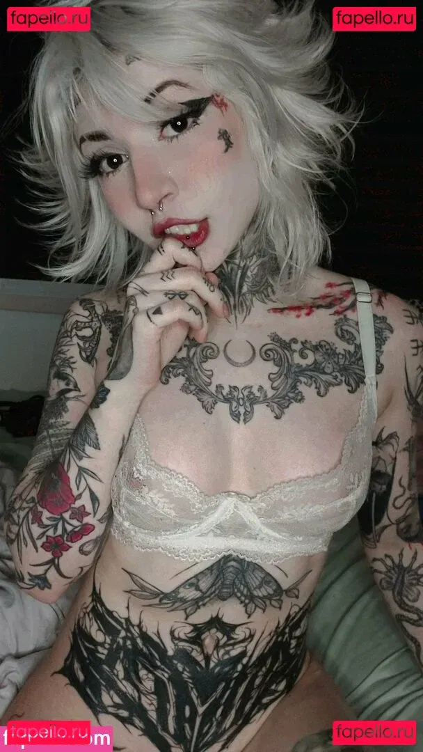 Aline Fox Onlyfans Photo Gallery 