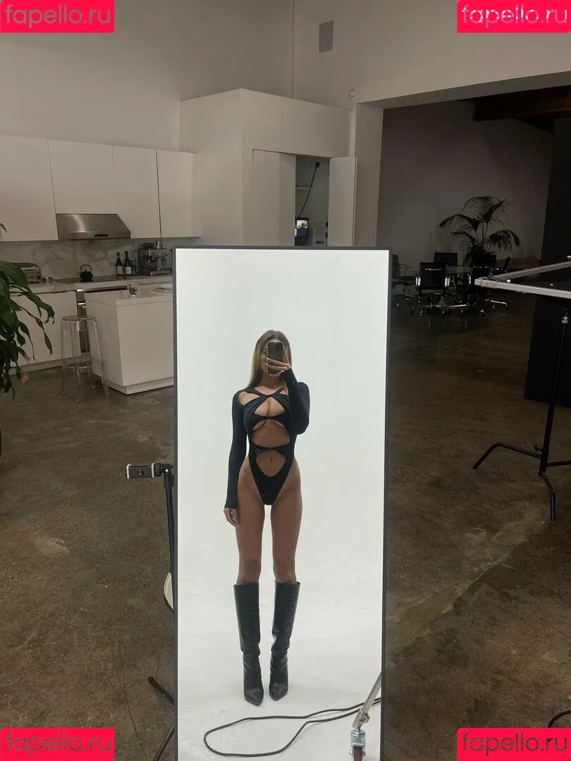 niikkirose Onlyfans Photo Gallery 