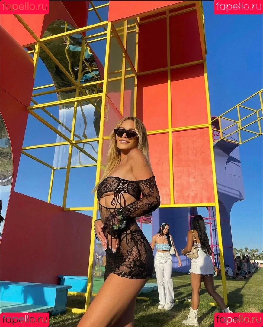 niikkirose Onlyfans Photo Gallery 
