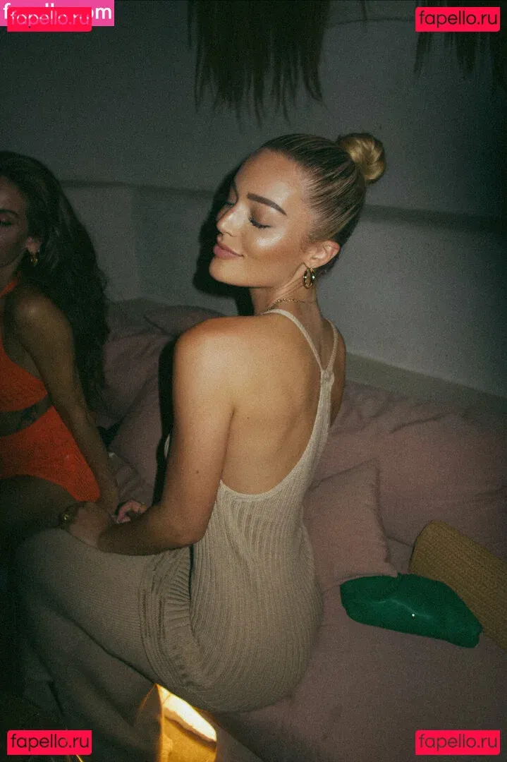 niikkirose Onlyfans Photo Gallery 