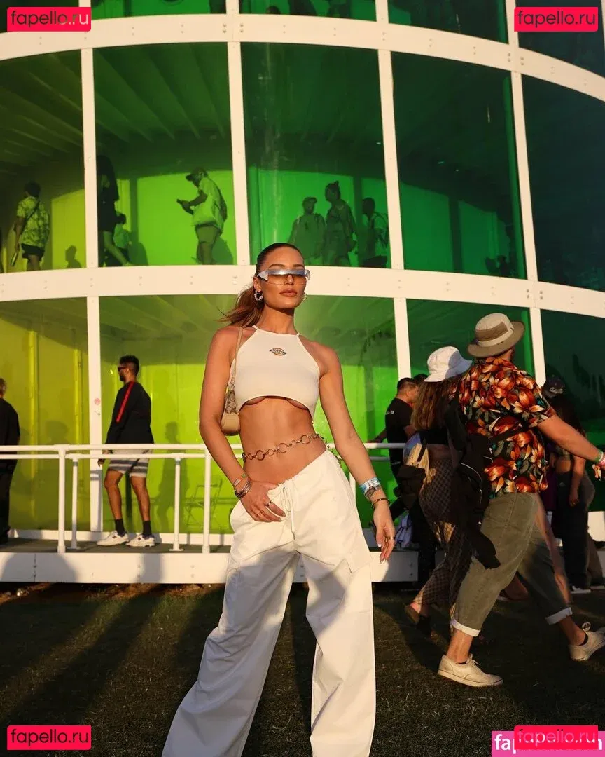 niikkirose Onlyfans Photo Gallery 