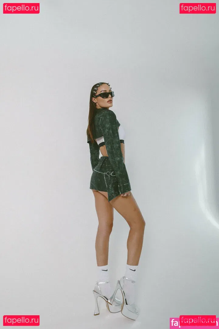 niikkirose Onlyfans Photo Gallery 