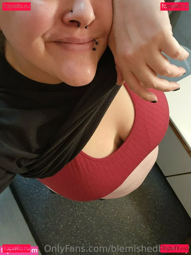 blemishedbeauty Onlyfans Photo Gallery 