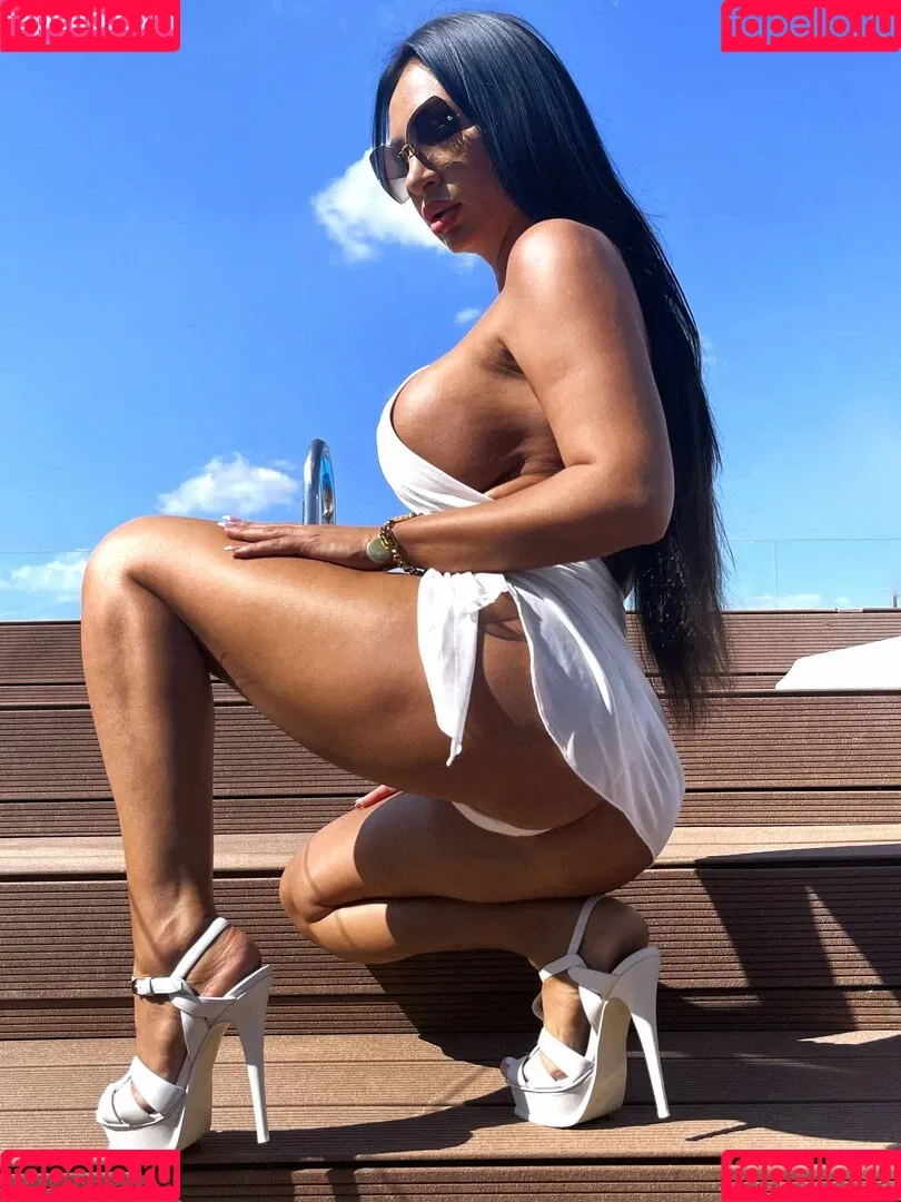 Sabina Santl Onlyfans Photo Gallery 