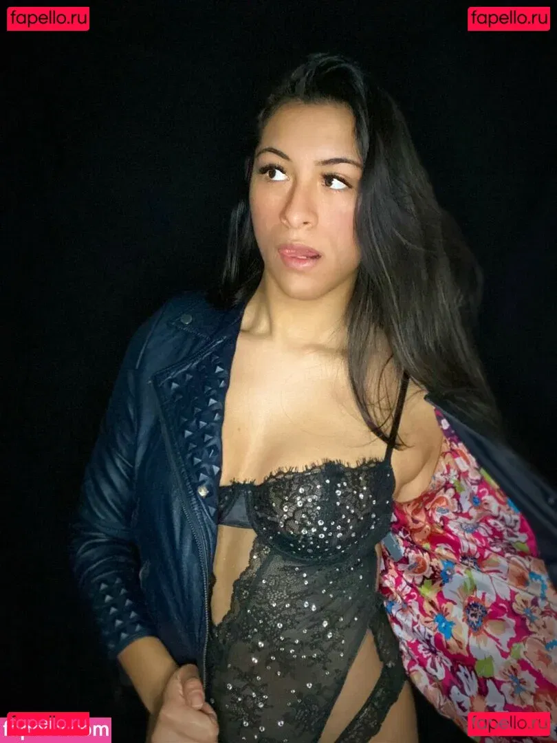 Delmi Exo Onlyfans Photo Gallery 