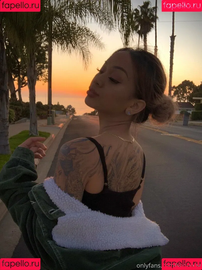 xs98x Onlyfans Photo Gallery 