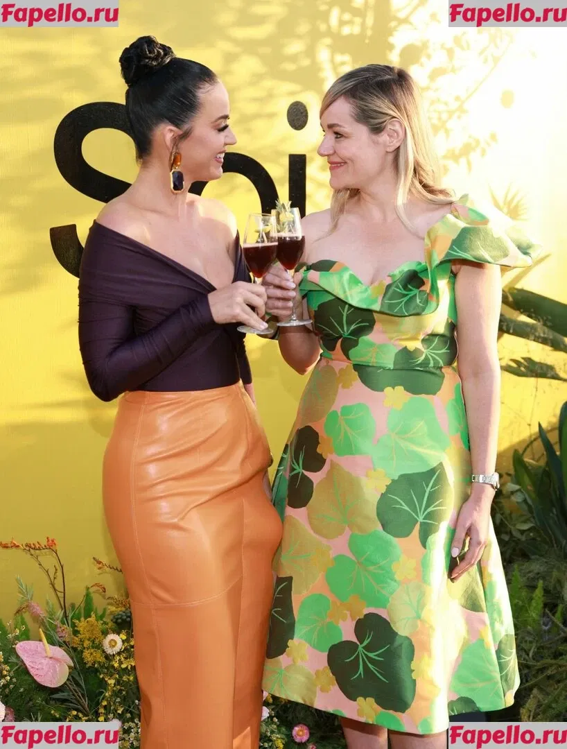 Katy Perry Onlyfans Photo Gallery 