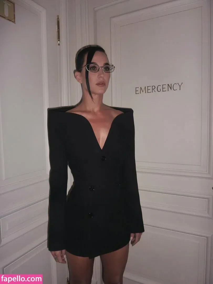 Katy Perry Onlyfans Photo Gallery 