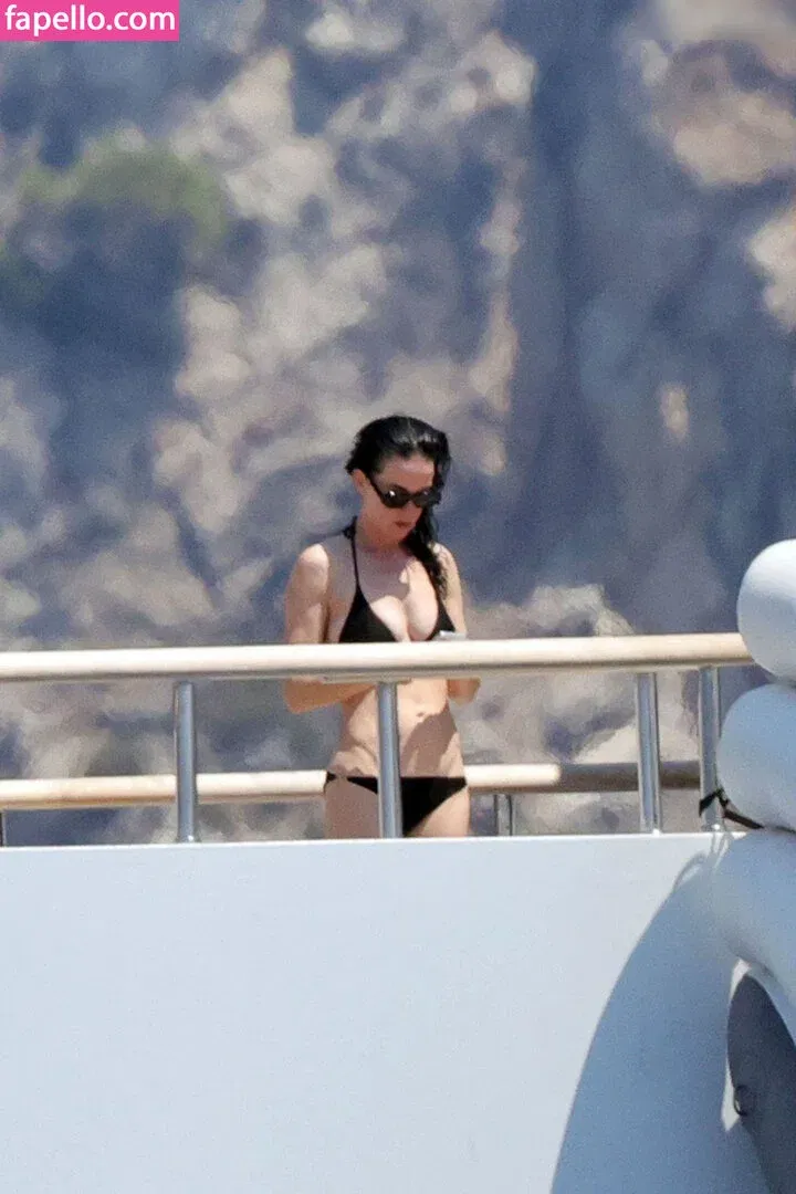 Katy Perry Onlyfans Photo Gallery 