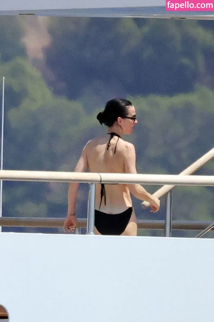 Katy Perry Onlyfans Photo Gallery 