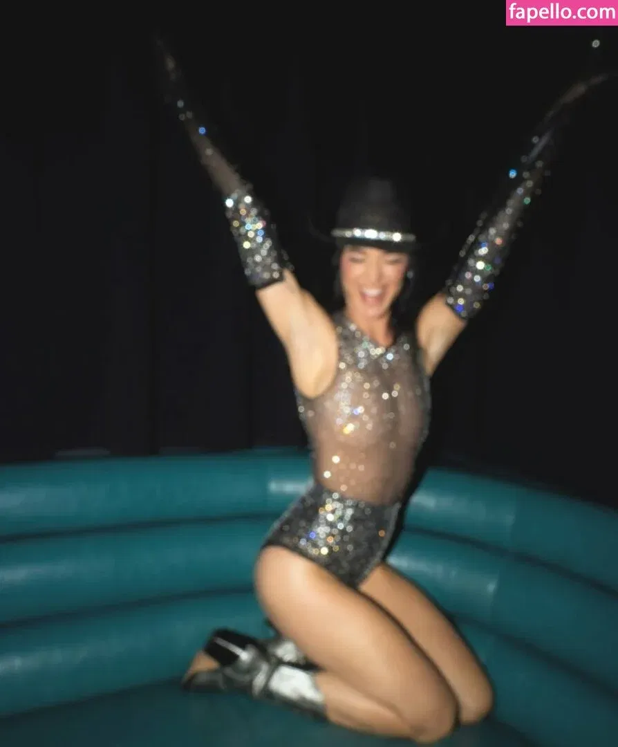 Katy Perry Onlyfans Photo Gallery 