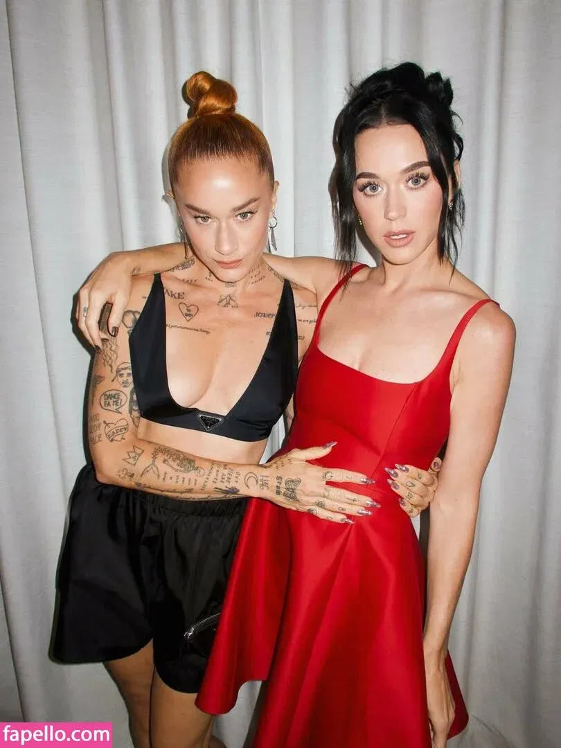 Katy Perry Onlyfans Photo Gallery 