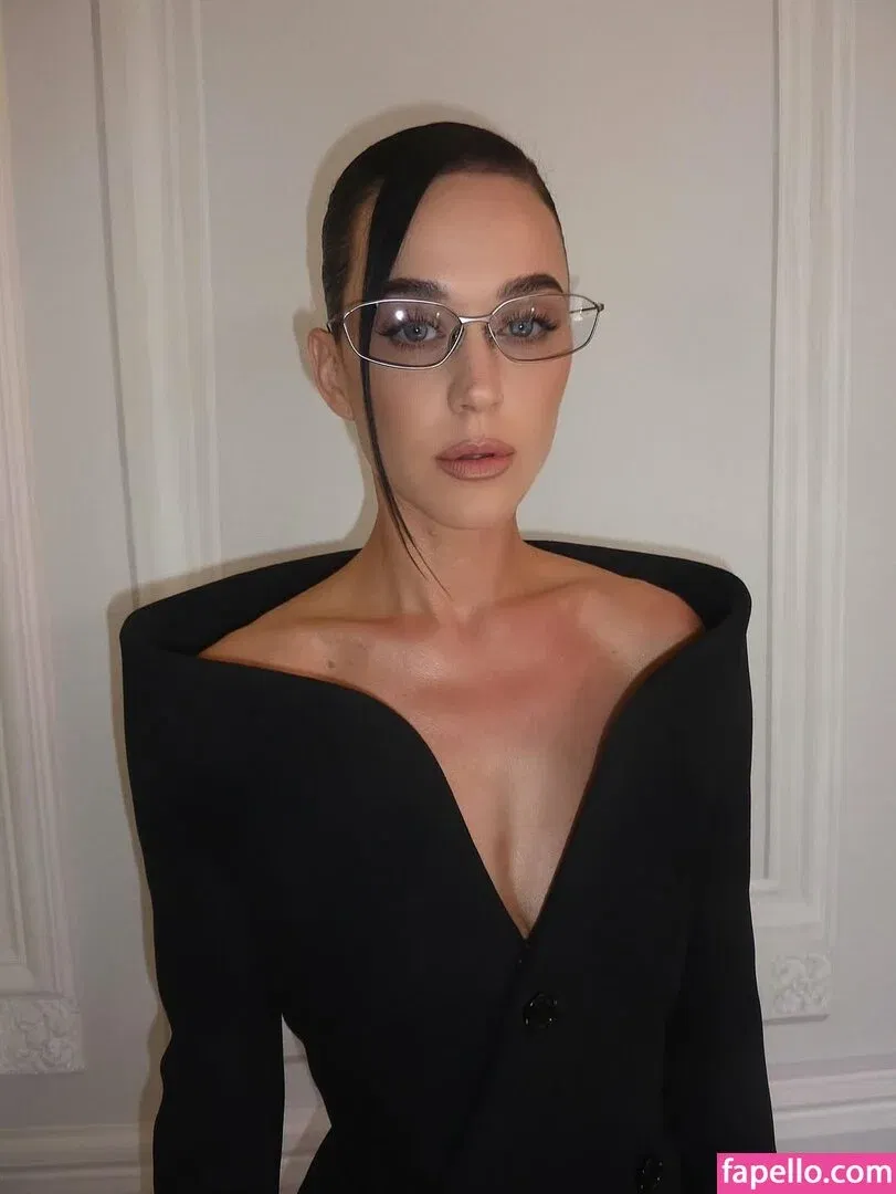 Katy Perry Onlyfans Photo Gallery 