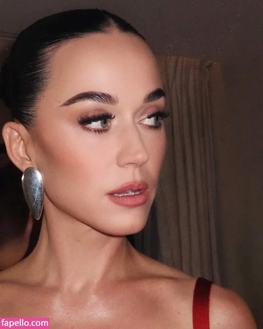 Katy Perry Onlyfans Photo Gallery 