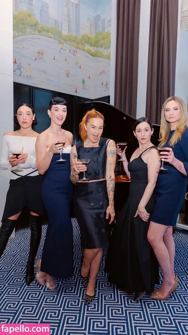 Katy Perry Onlyfans Photo Gallery 