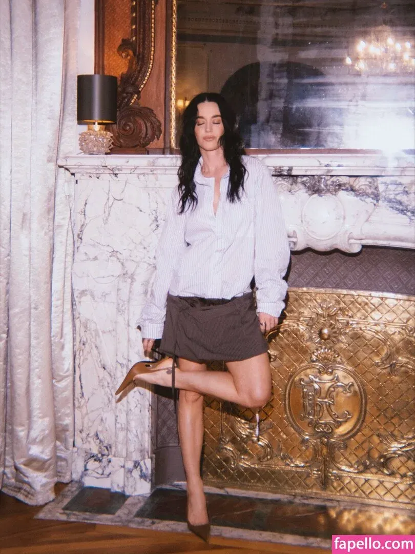 Katy Perry Onlyfans Photo Gallery 