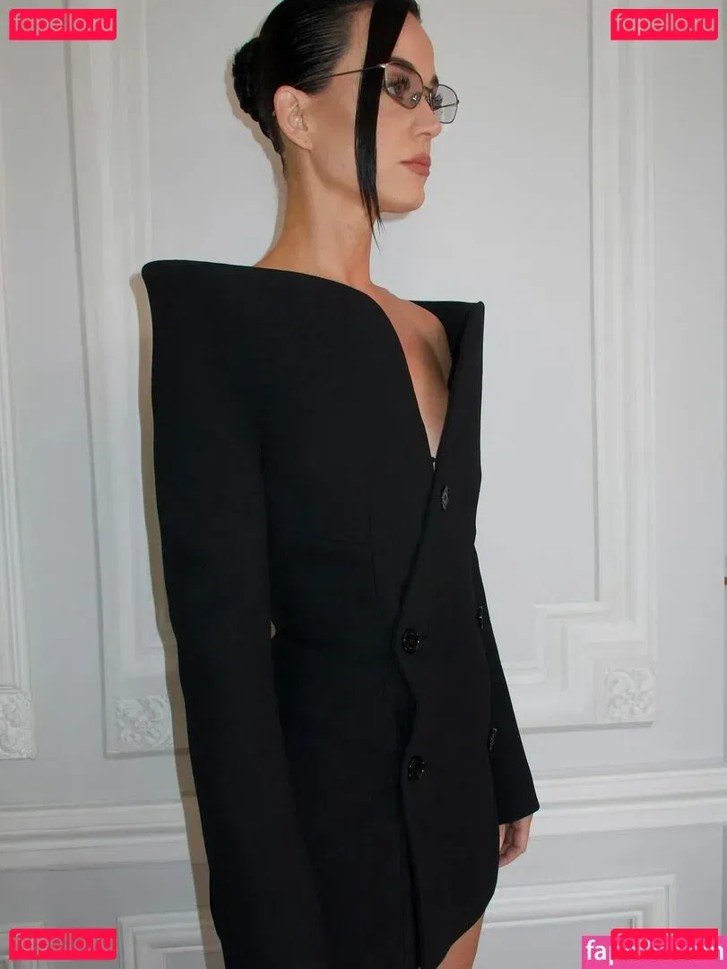 Katy Perry Onlyfans Photo Gallery 