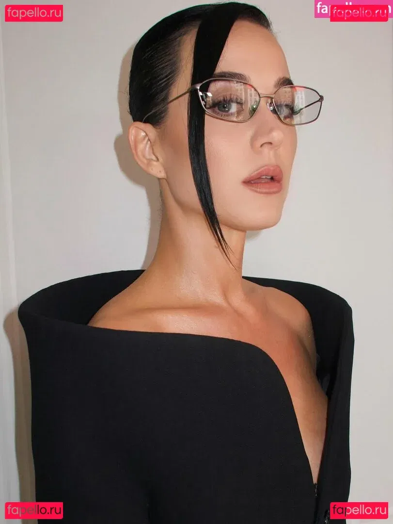 Katy Perry Onlyfans Photo Gallery 