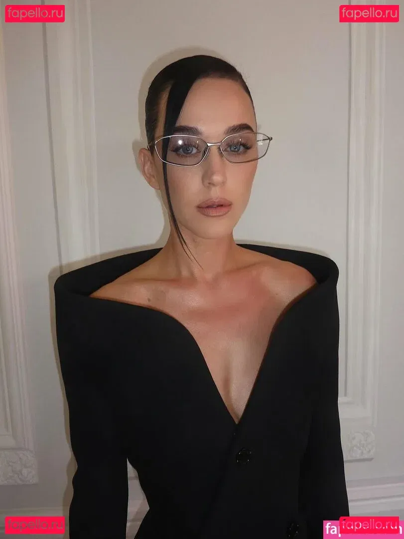 Katy Perry Onlyfans Photo Gallery 