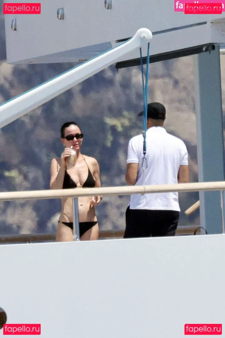 Katy Perry Onlyfans Photo Gallery 