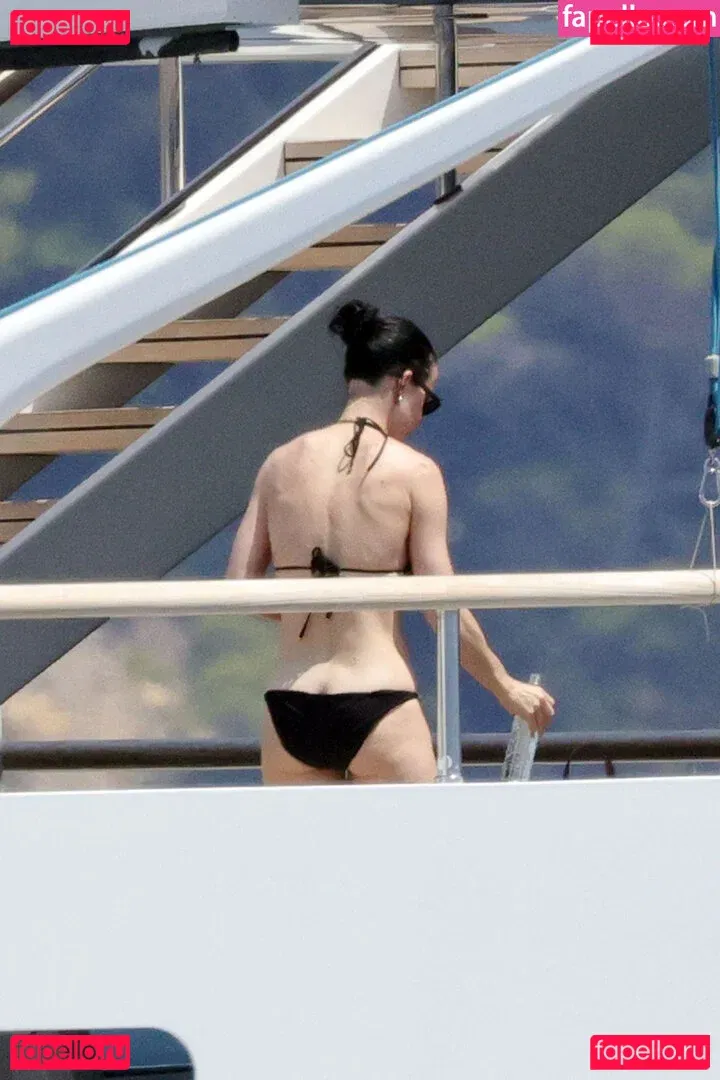 Katy Perry Onlyfans Photo Gallery 