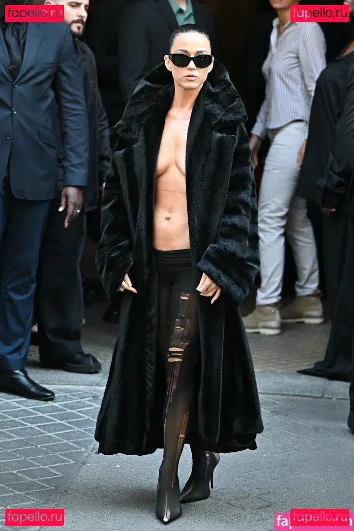 Katy Perry Onlyfans Photo Gallery 