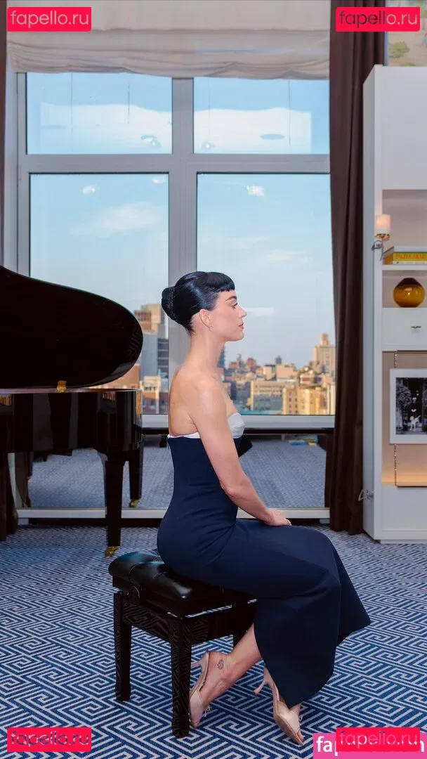 Katy Perry Onlyfans Photo Gallery 