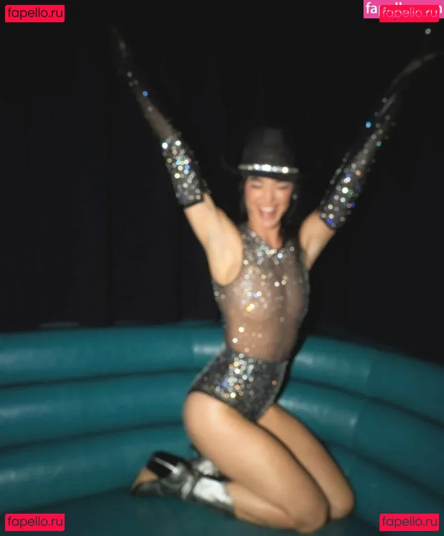 Katy Perry Onlyfans Photo Gallery 