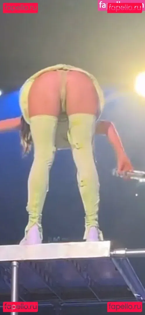 Katy Perry Onlyfans Photo Gallery 