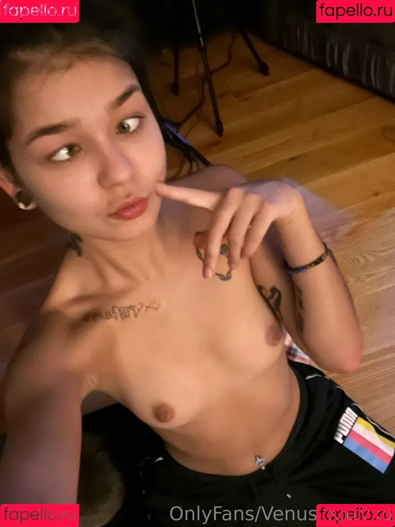 venus_kittyxo Onlyfans Photo Gallery 