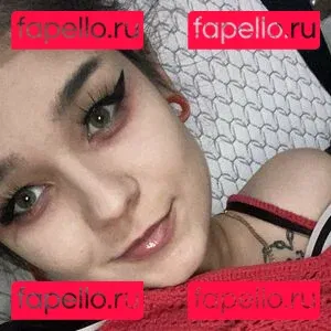 venus_kittyxo Onlyfans Photo Gallery 