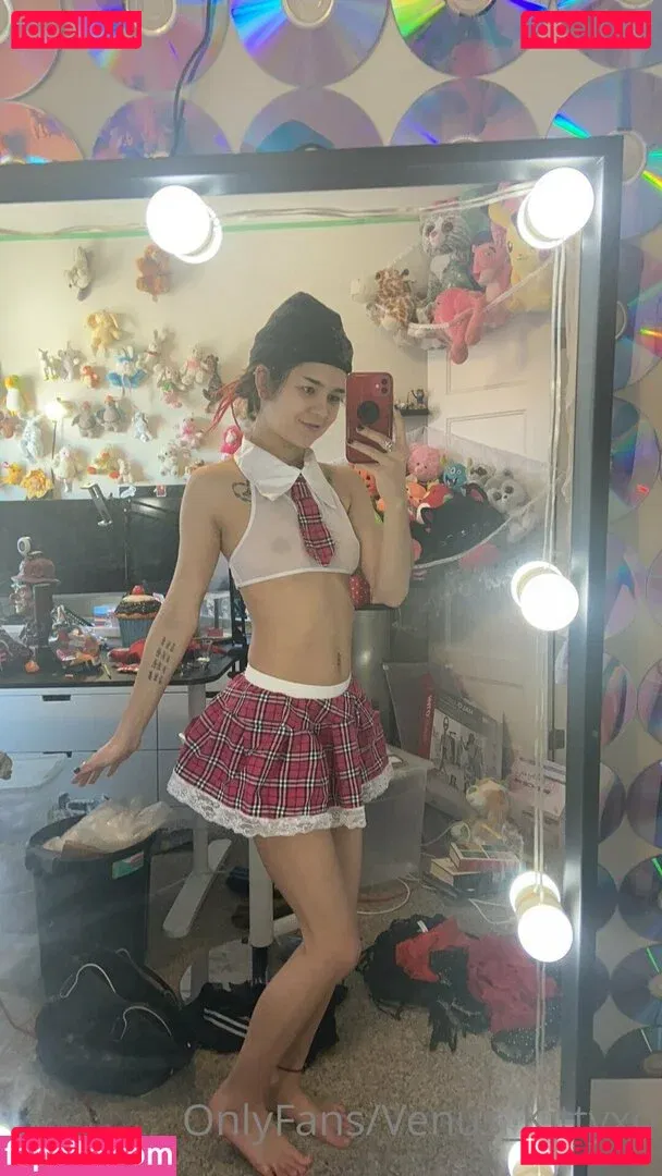 venus_kittyxo Onlyfans Photo Gallery 