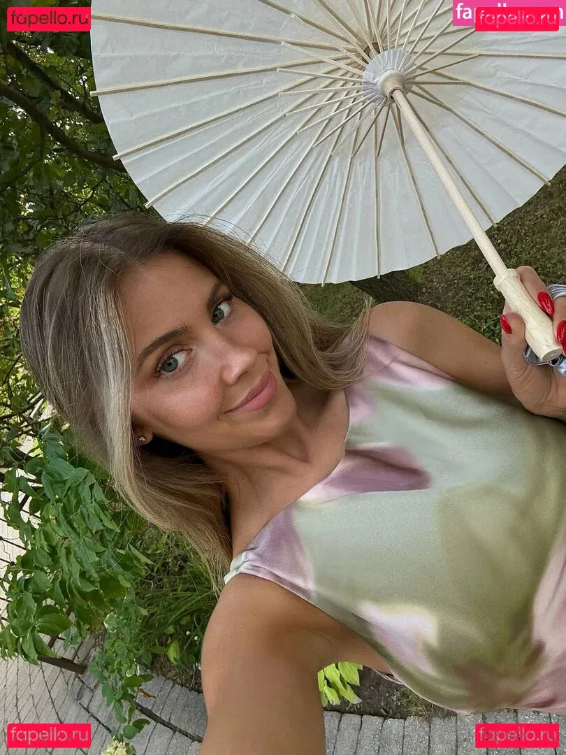 Beatrice Bouchard Onlyfans Photo Gallery 