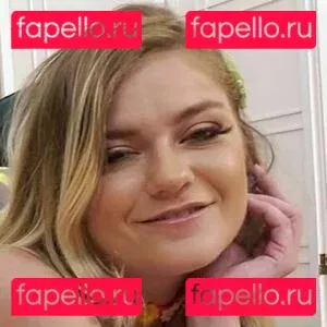 Chloe Foster Onlyfans Photo Gallery 