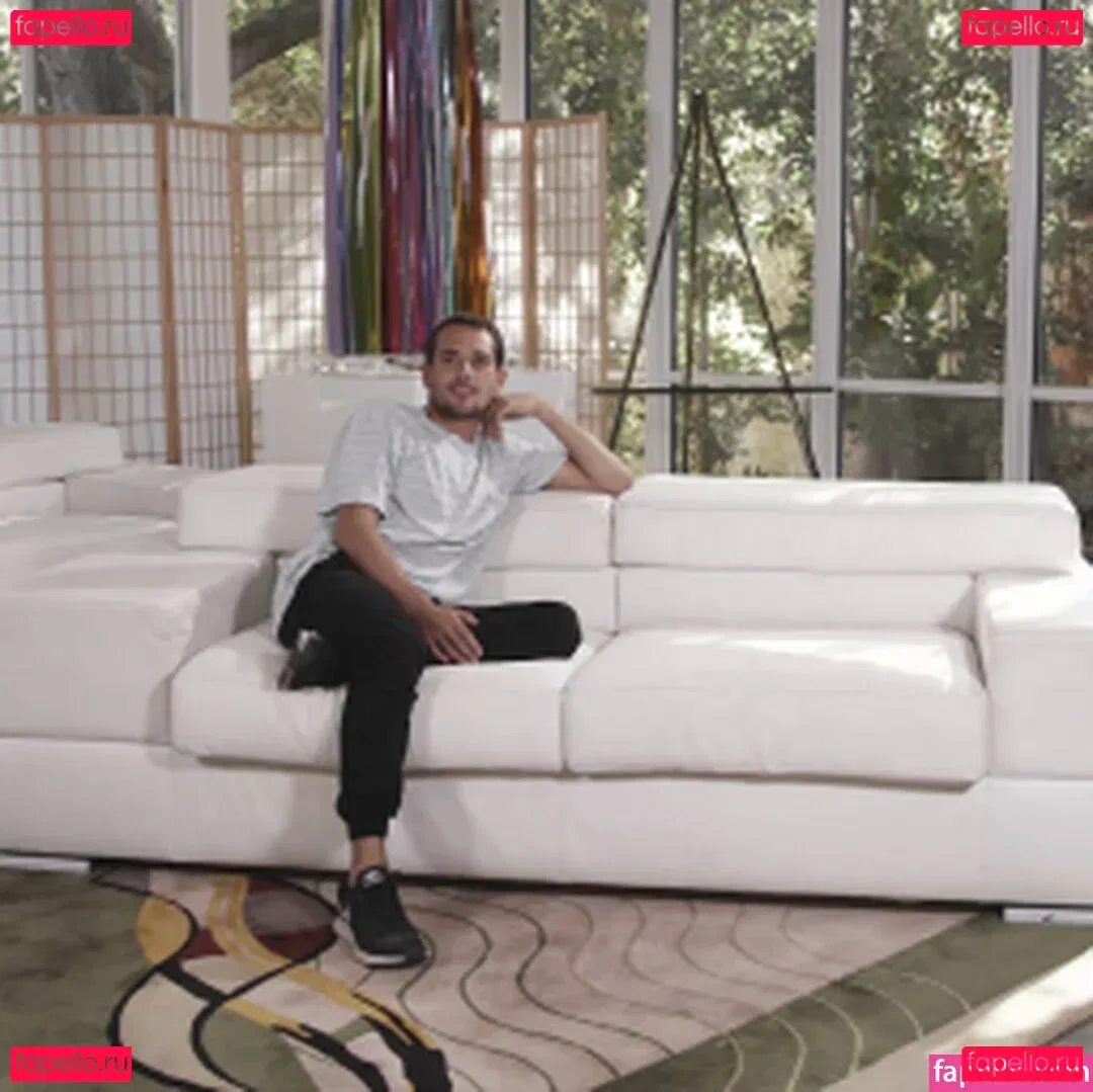 Chloe Foster Onlyfans Photo Gallery 