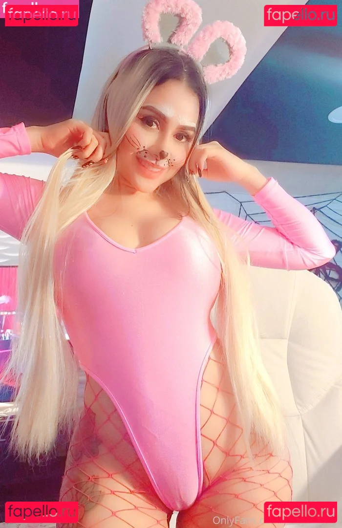 Xdayaannax Onlyfans Photo Gallery 