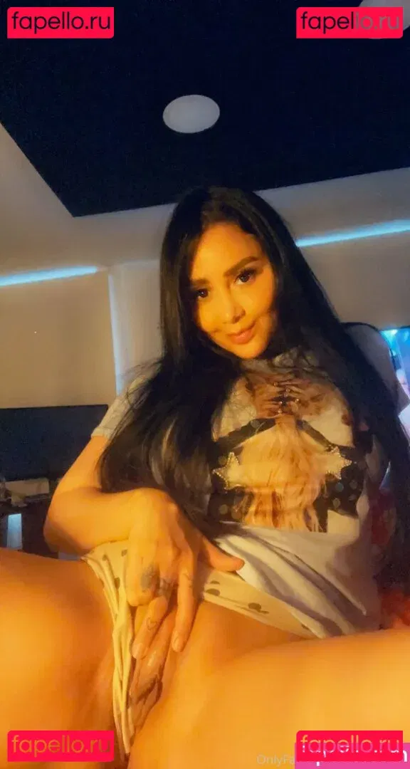 Xdayaannax Onlyfans Photo Gallery 