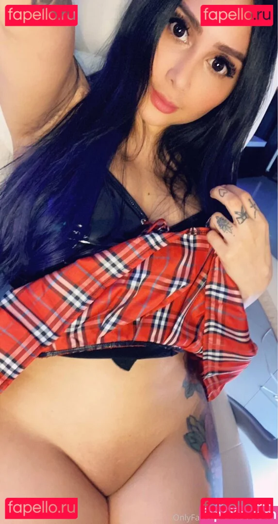 Xdayaannax Onlyfans Photo Gallery 