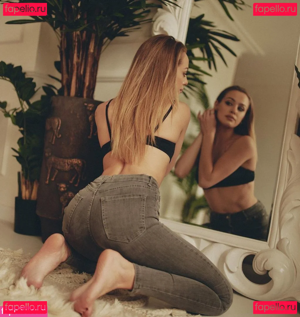 Wiktoria Gasiewska Onlyfans Photo Gallery 