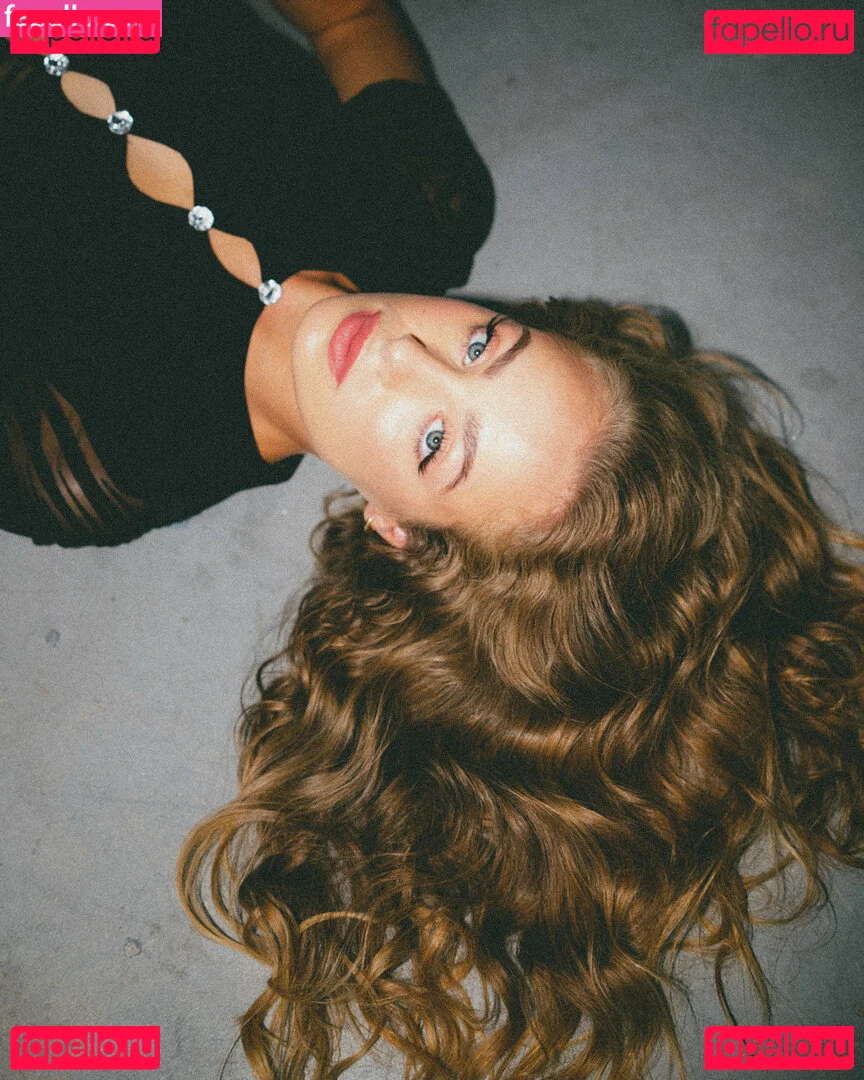 Wiktoria Gasiewska Onlyfans Photo Gallery 