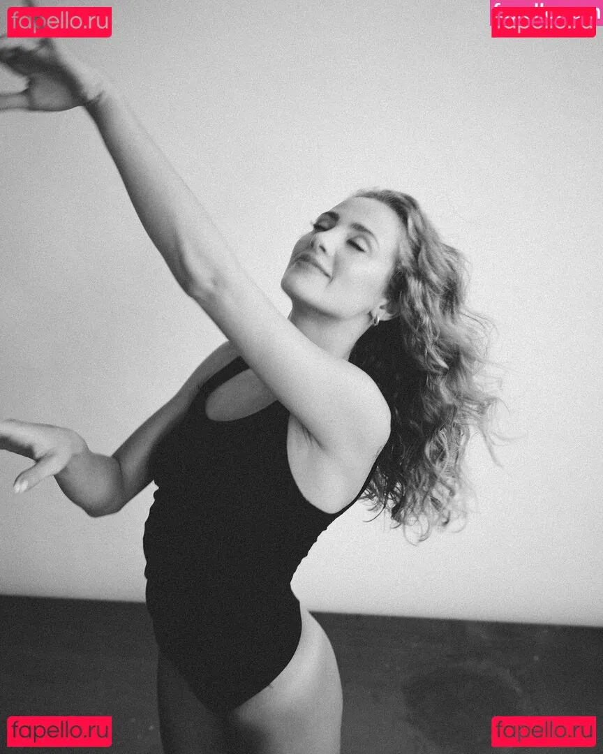 Wiktoria Gasiewska Onlyfans Photo Gallery 