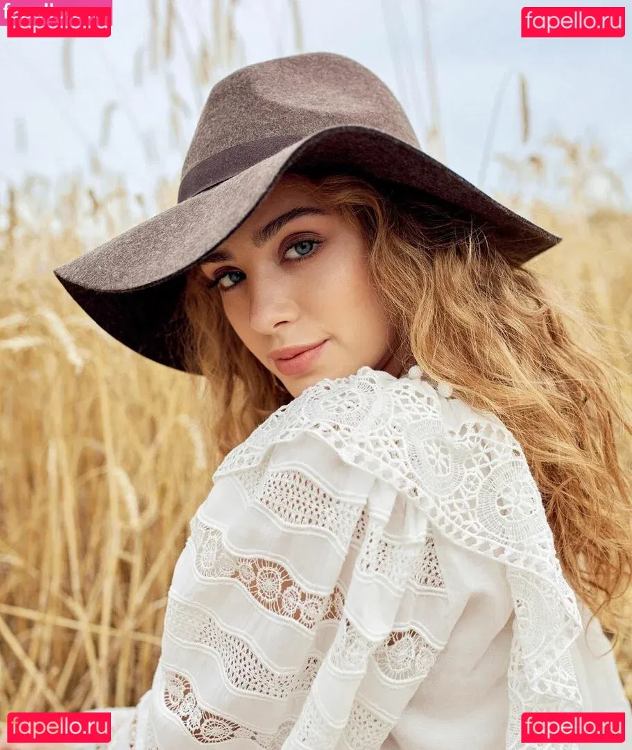 Wiktoria Gasiewska Onlyfans Photo Gallery 