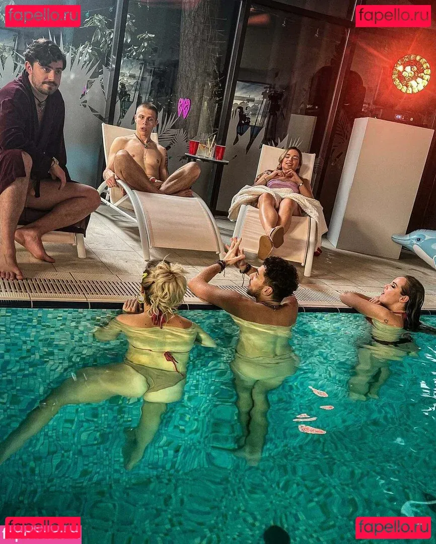 Wiktoria Gasiewska Onlyfans Photo Gallery 